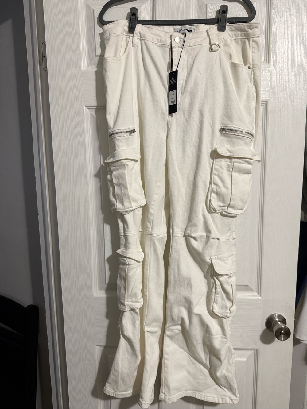 Womens White Cargo Pants with Multiple Pockets